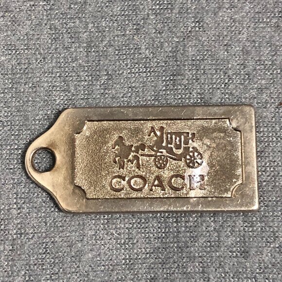 COACH 2" SILVER METAL EMBOSSED HORSE & CARRIAGE (RARE) BAG CHARM/HANG TAG/KEYFOB - Picture 2 of 3